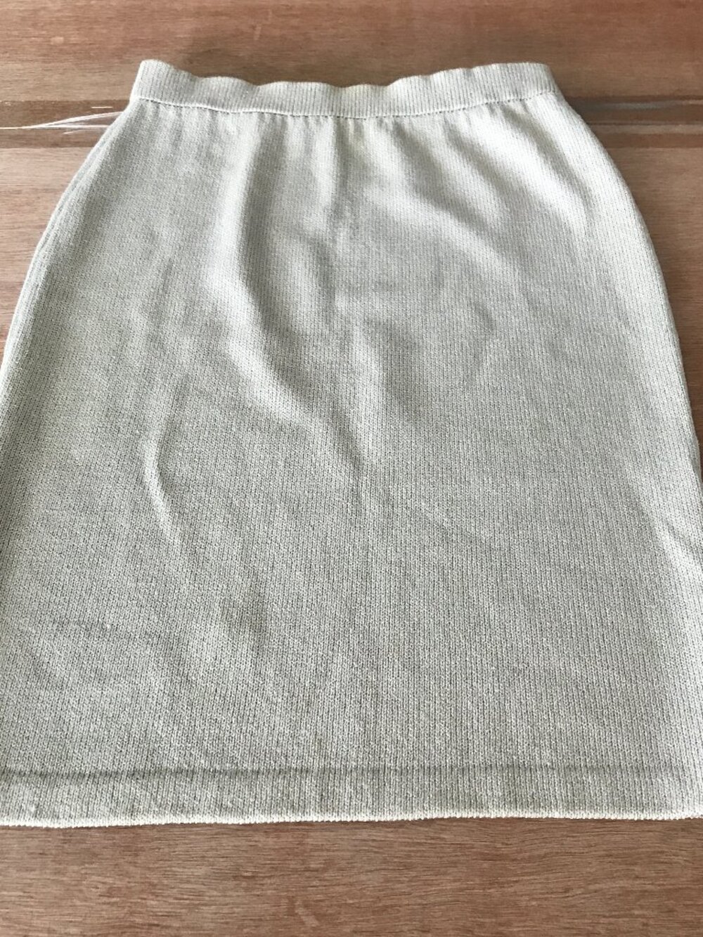 St. John Collection Marie Gray Straight Skirt Women 2 Beige Ribbed Knee Length